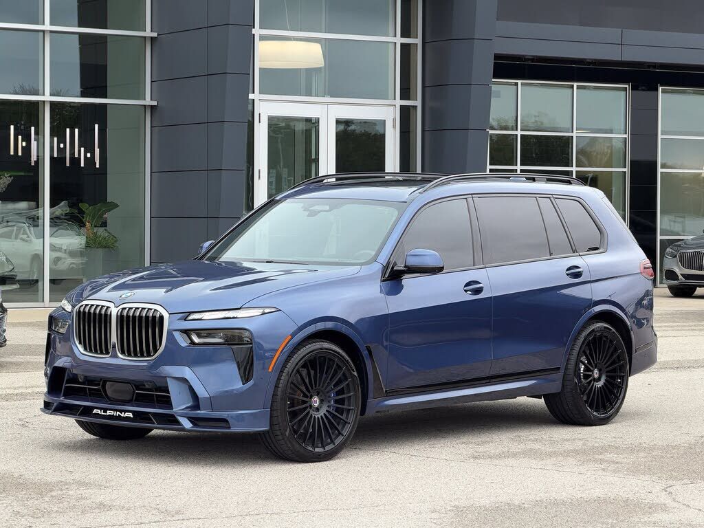 2025 BMW X7