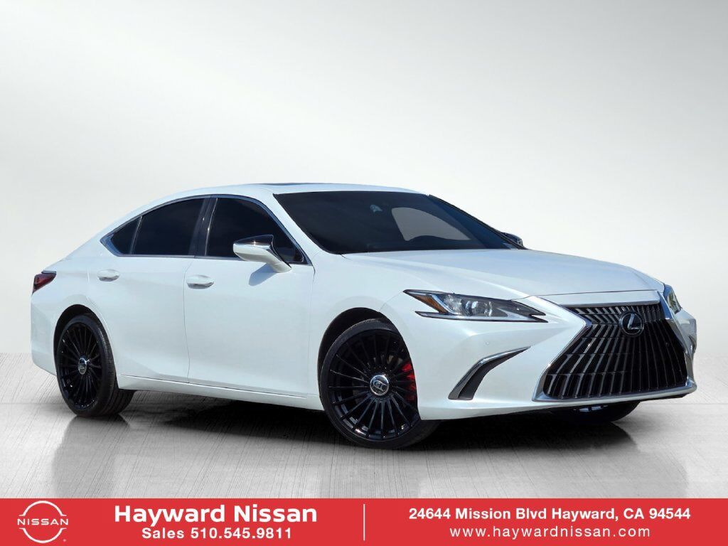 2025 LEXUS ES