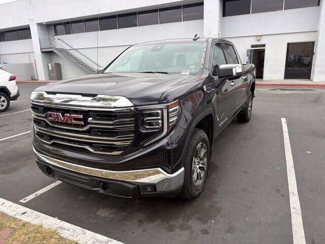 2025 GMC Sierra