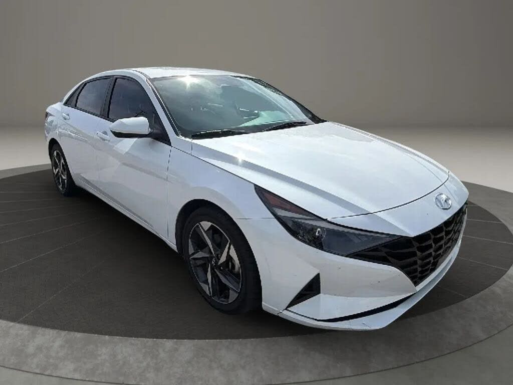2023 HYUNDAI Elantra