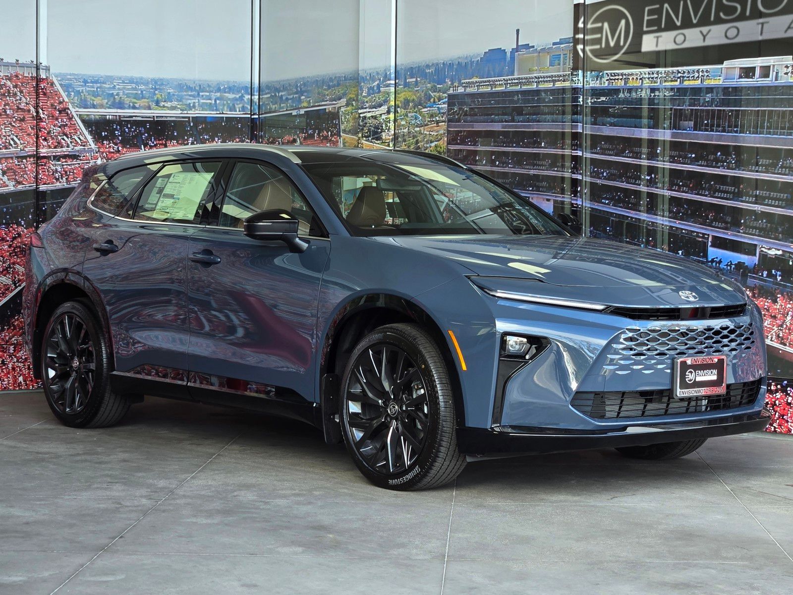 2026 TOYOTA Crown Signia