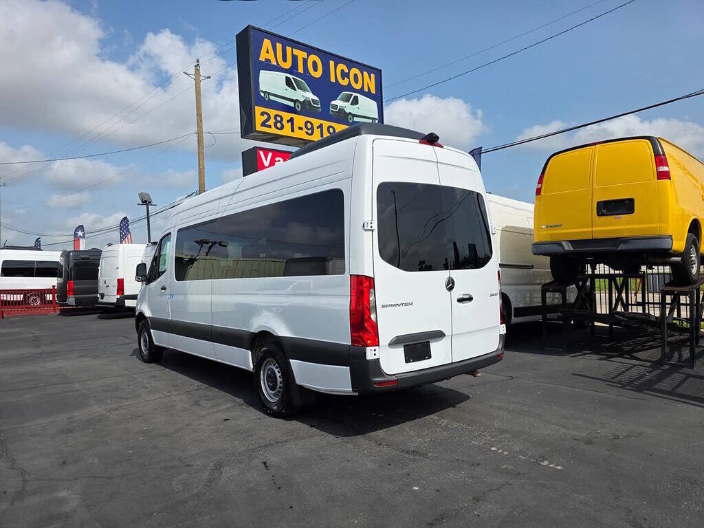 2025 Mercedes-Benz Sprinter