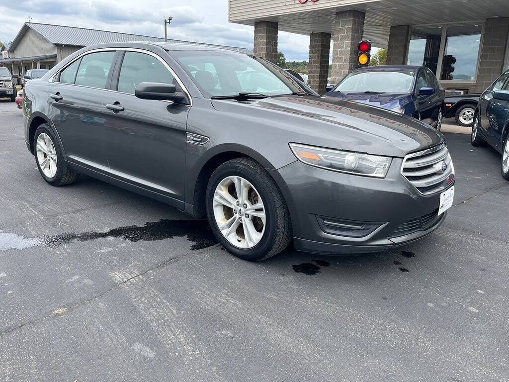 2015 FORD Taurus