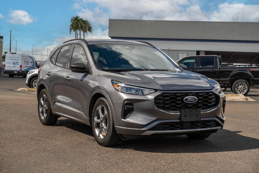 2023 FORD Escape