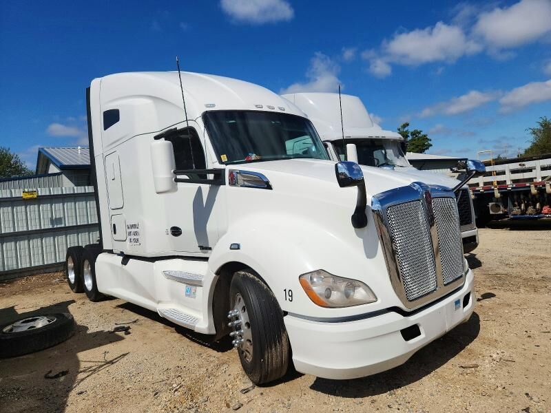 2019 KENWORTH T680