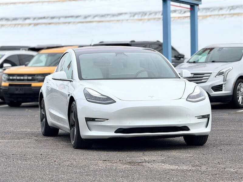 2018 TESLA Model 3