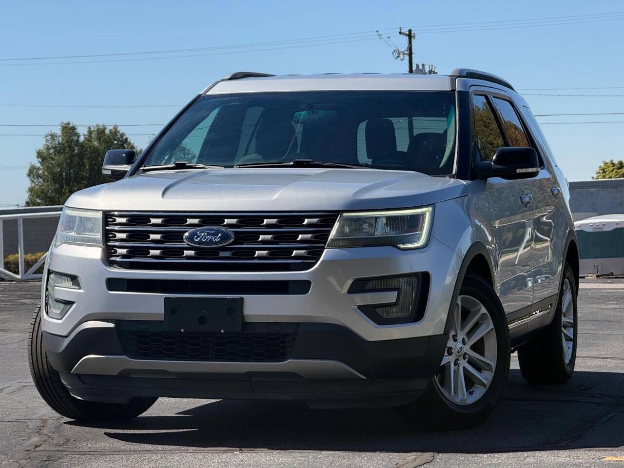 2017 FORD Explorer