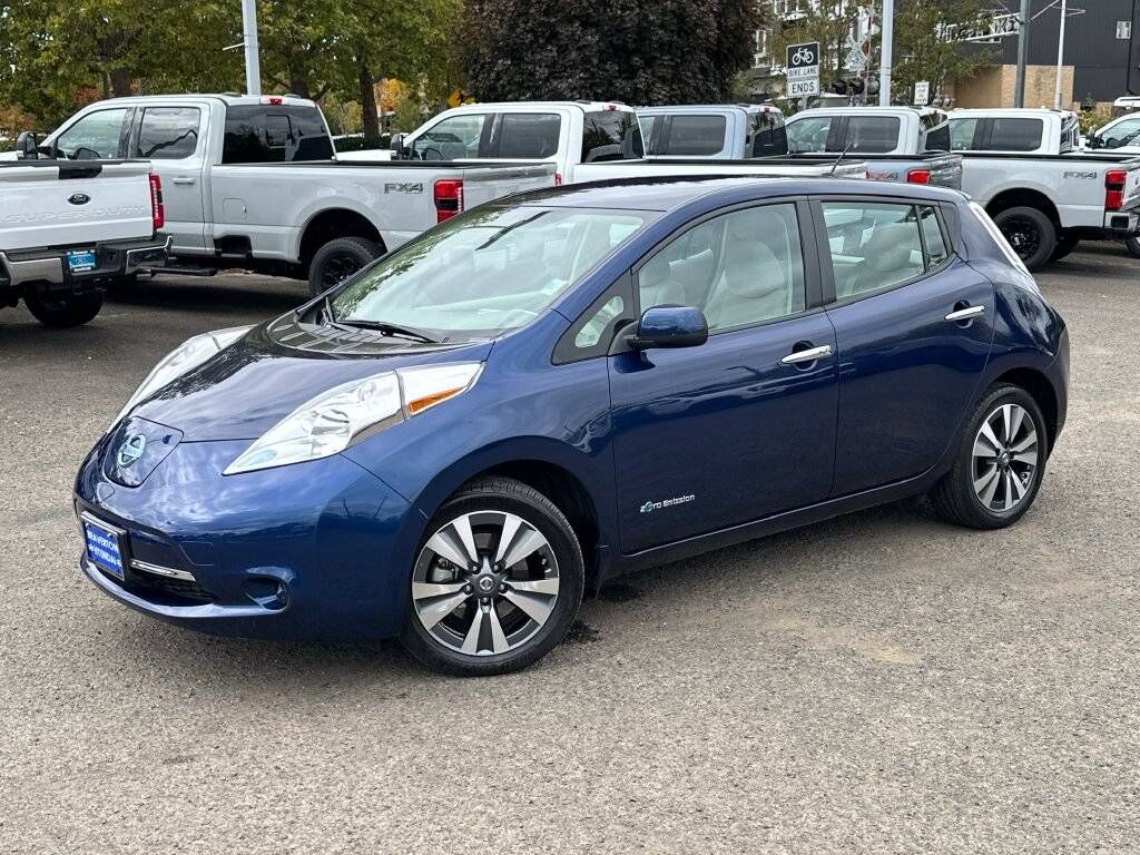 2017 NISSAN Leaf