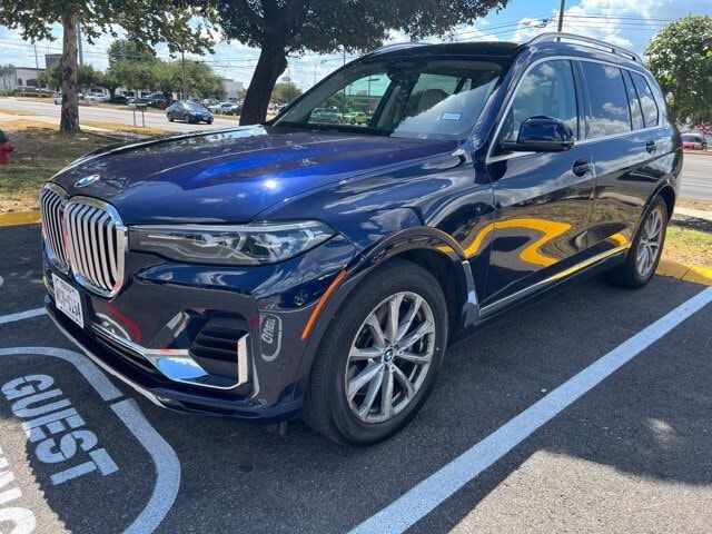 2021 BMW X7