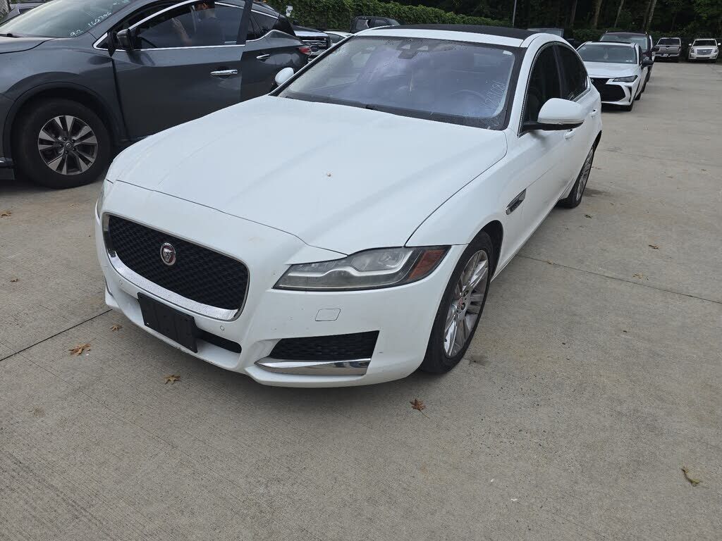 2017 JAGUAR XF