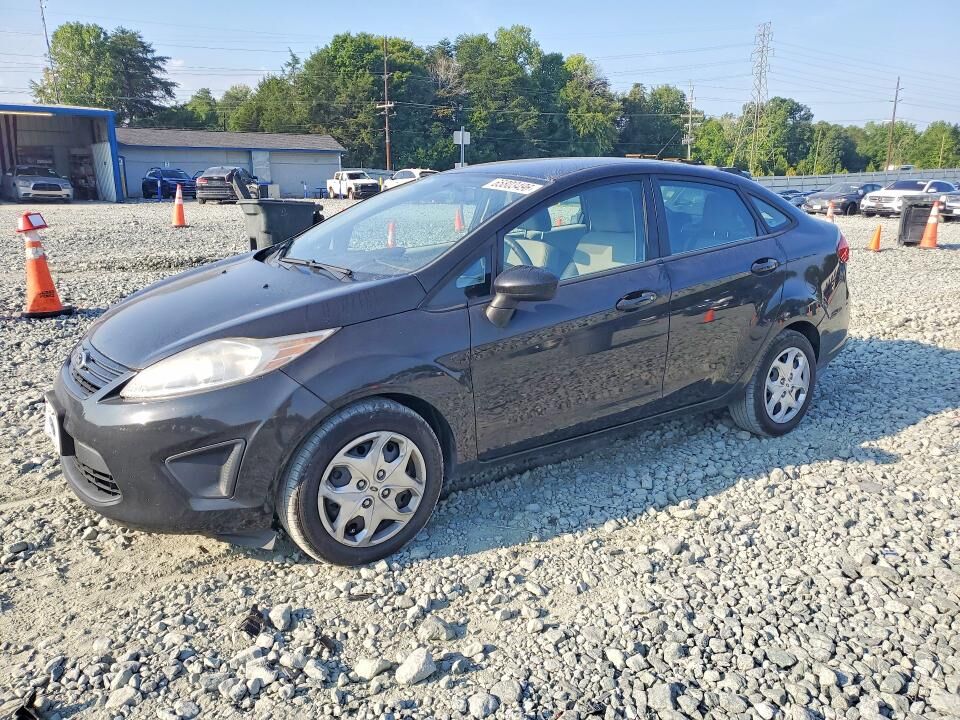 2013 FORD Fiesta