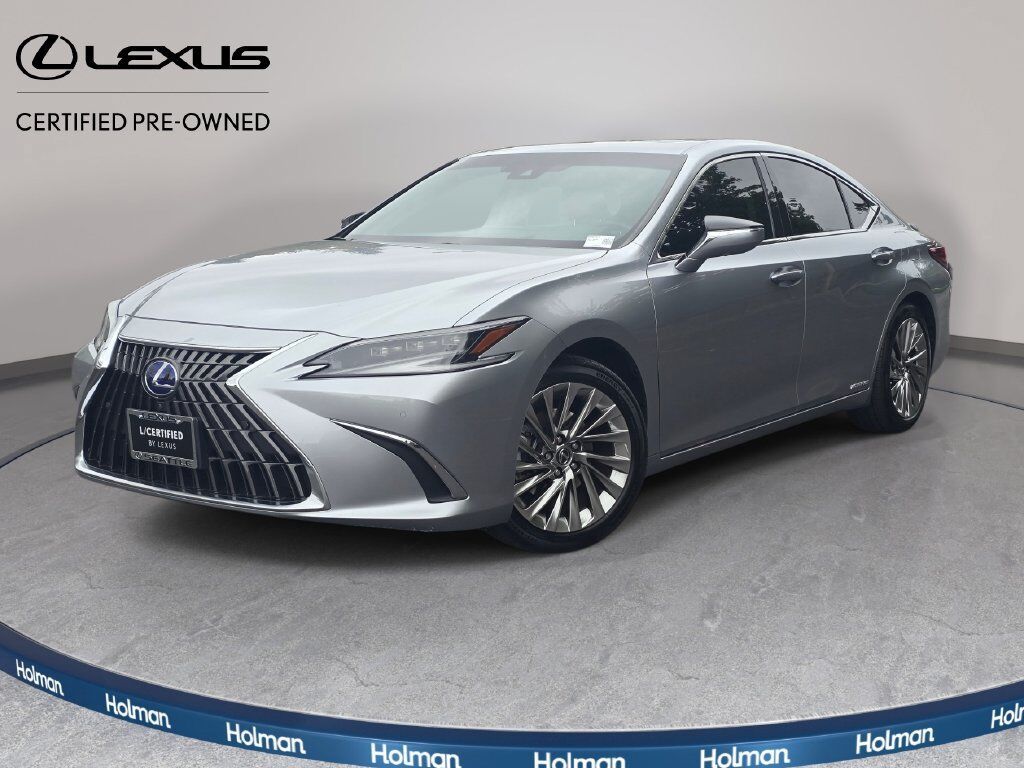 2022 LEXUS ES