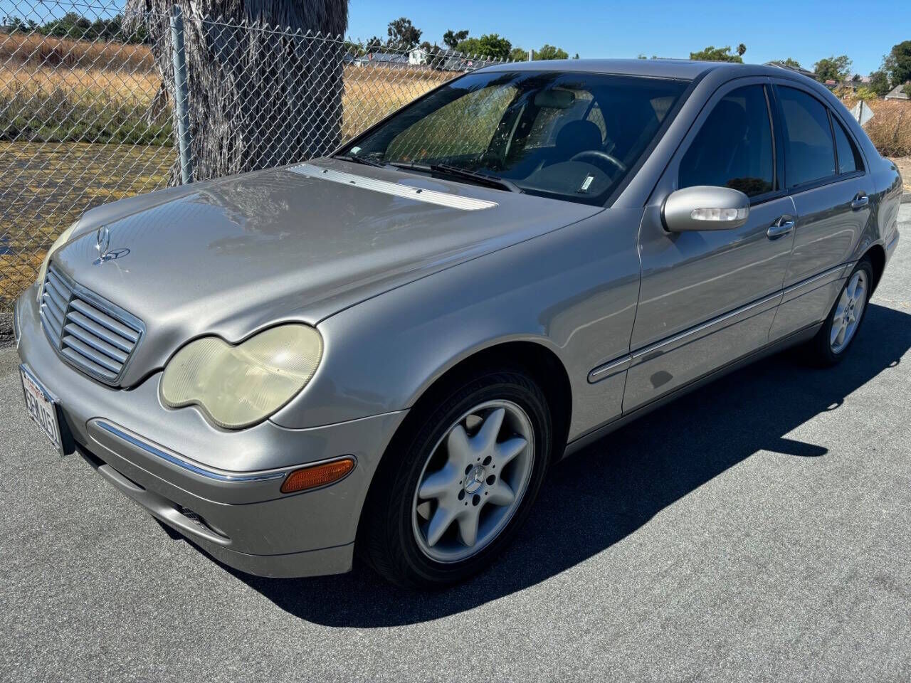 2004 MERCEDES-BENZ C-Class