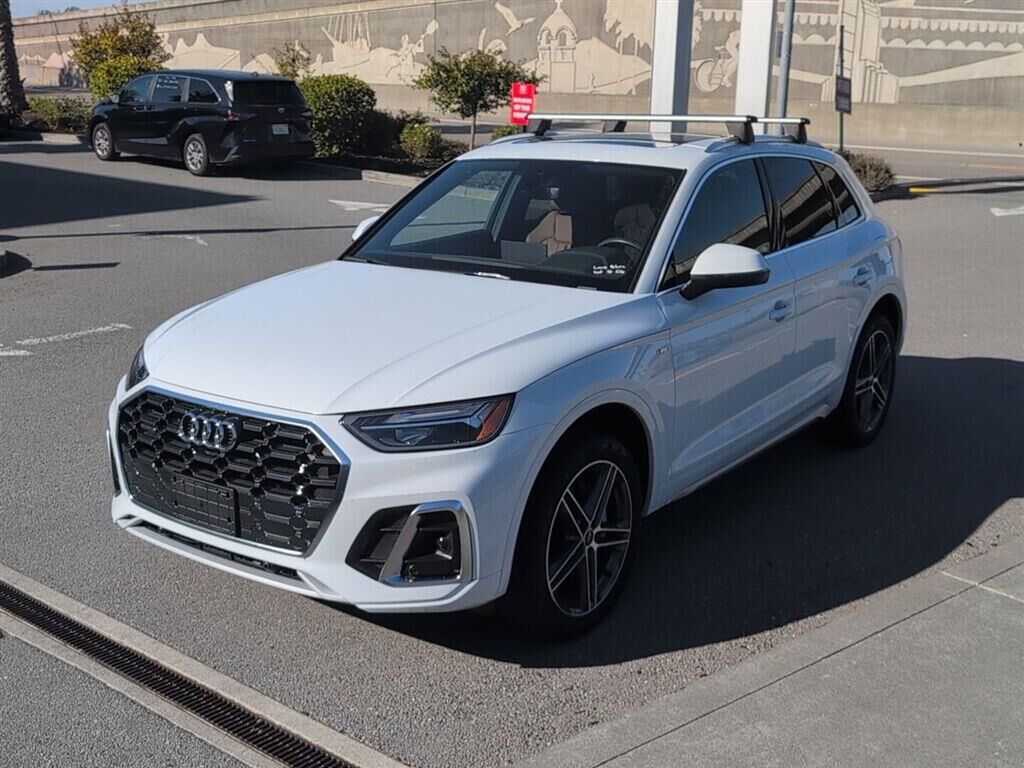 2025 AUDI Q5 e