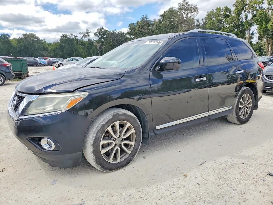 2015 NISSAN Pathfinder