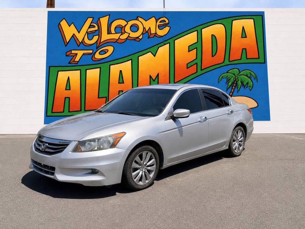 2011 HONDA Accord