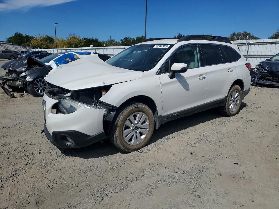 2015 SUBARU Outback