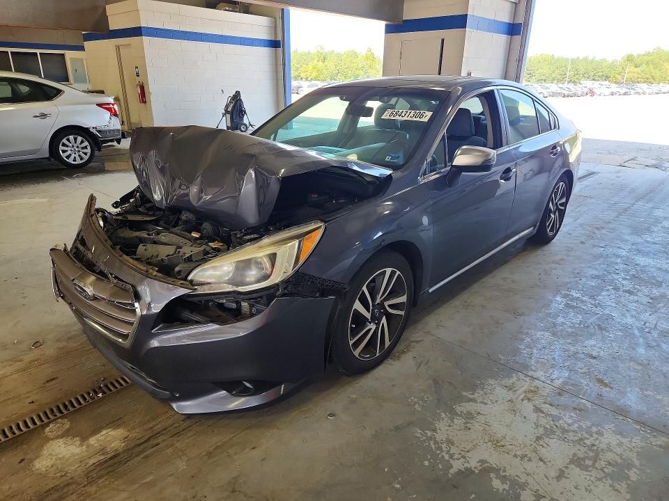2017 SUBARU Legacy