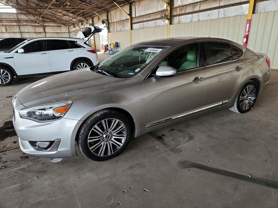 2014 KIA Cadenza