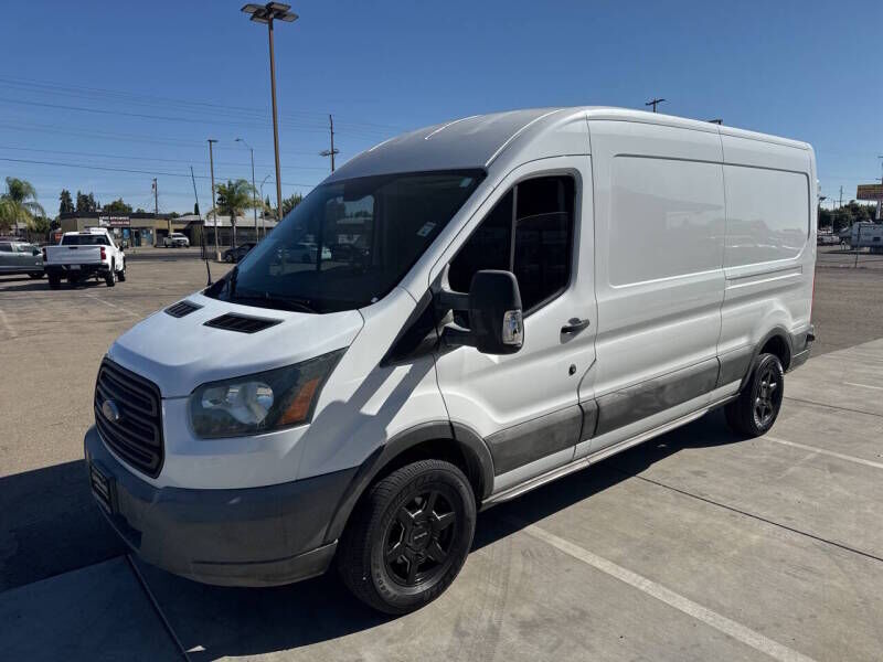 2015 FORD Transit