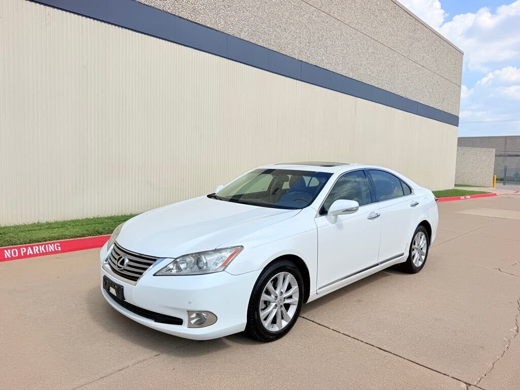2011 LEXUS ES