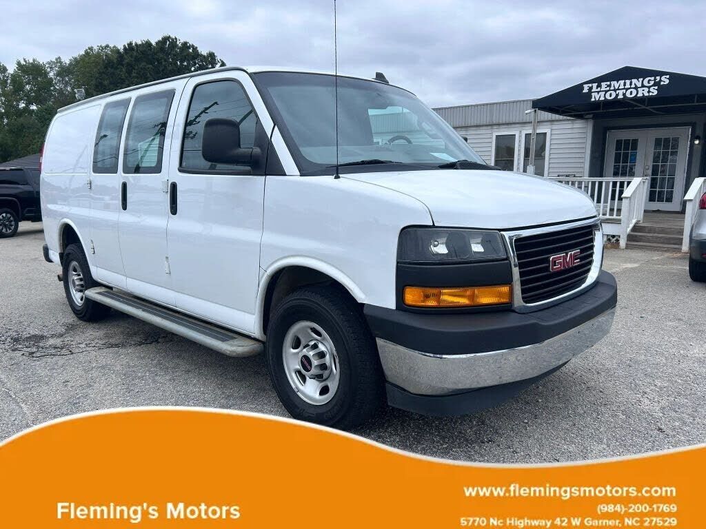 2022 GMC Savana