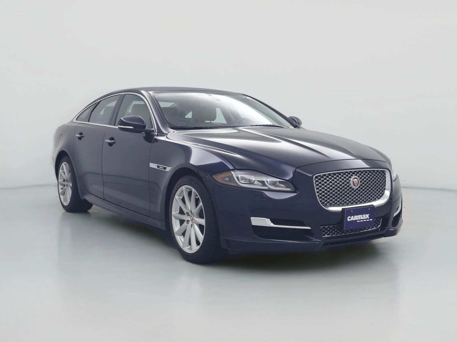2016 JAGUAR XJ