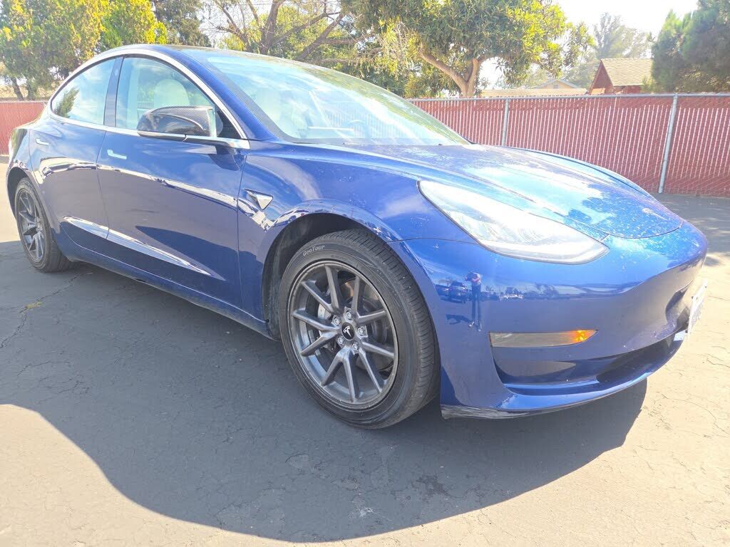 2019 TESLA Model 3