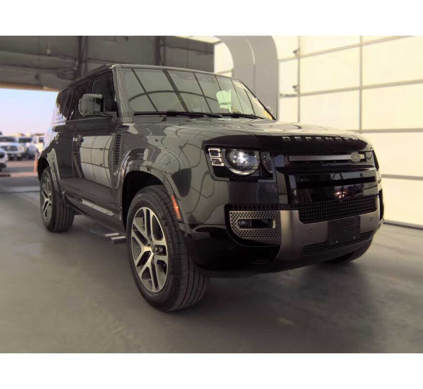2021 LAND ROVER Defender