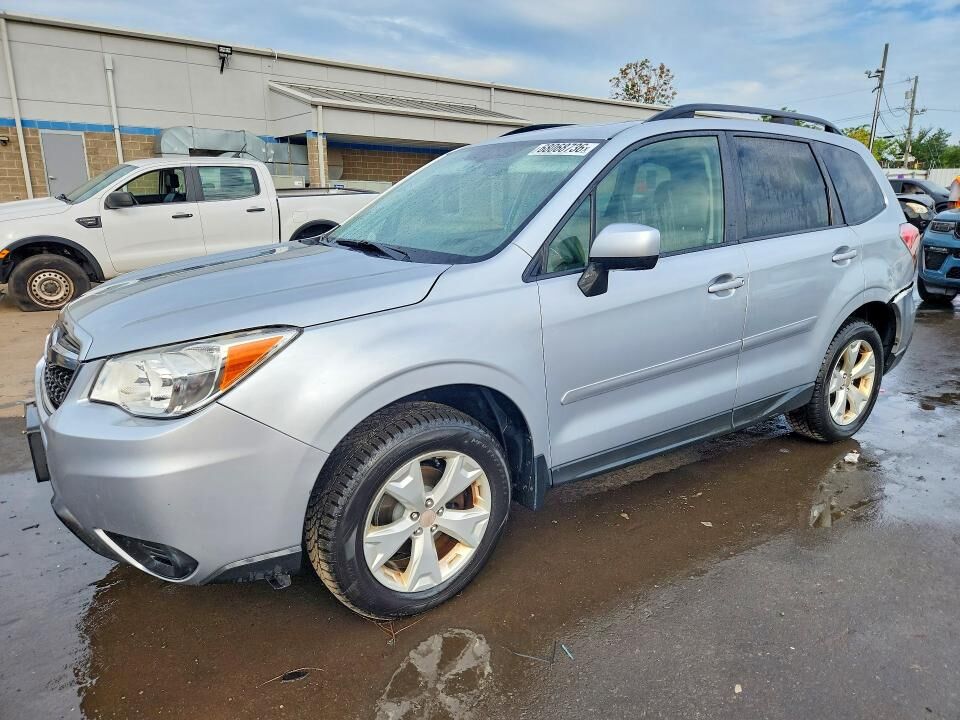 2016 SUBARU Forester