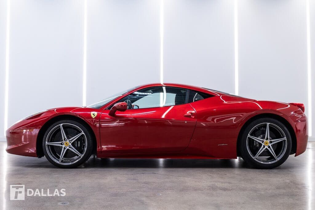2011 FERRARI 458 Italia
