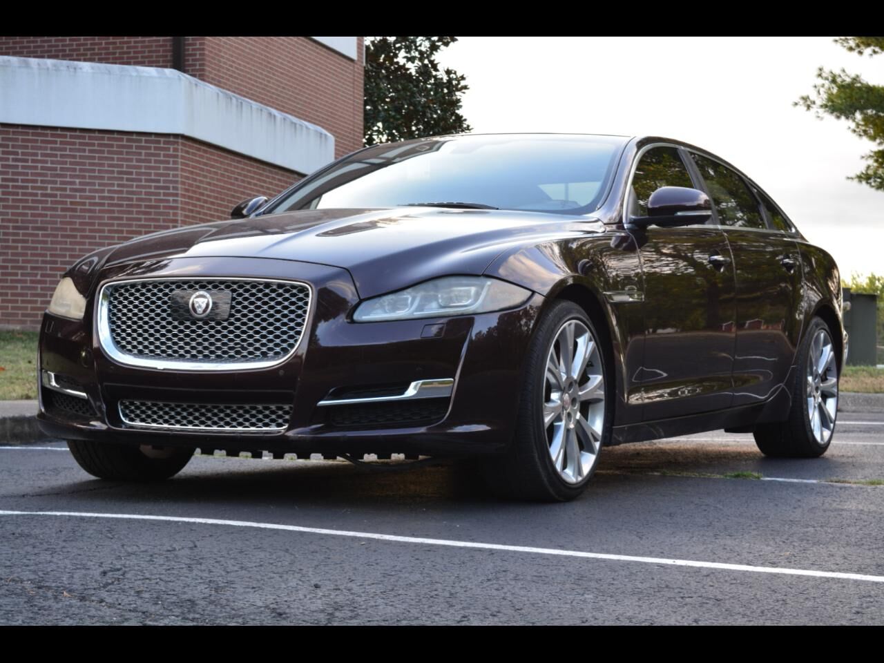 2016 JAGUAR XJ