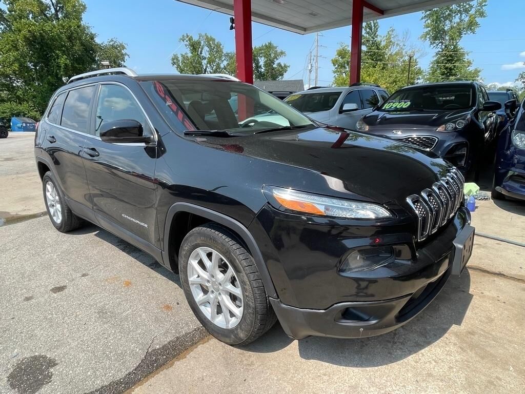 2017 JEEP Cherokee