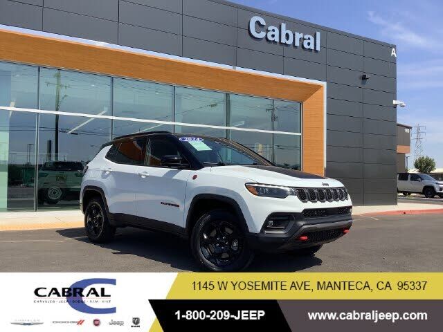2024 JEEP Compass