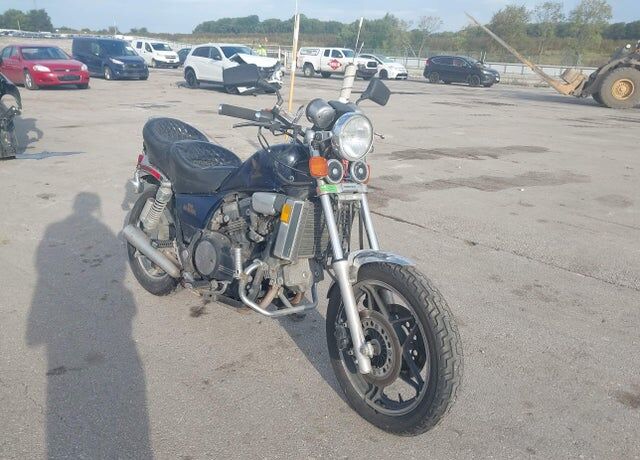 1982 HONDA VF750C