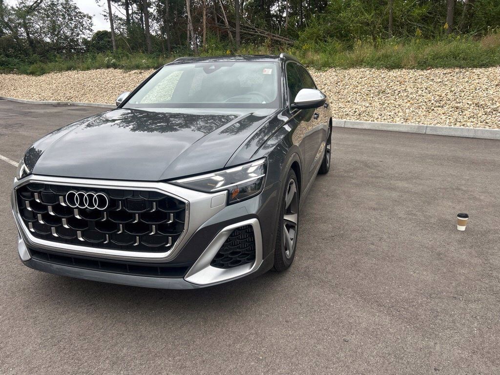 2024 AUDI SQ8