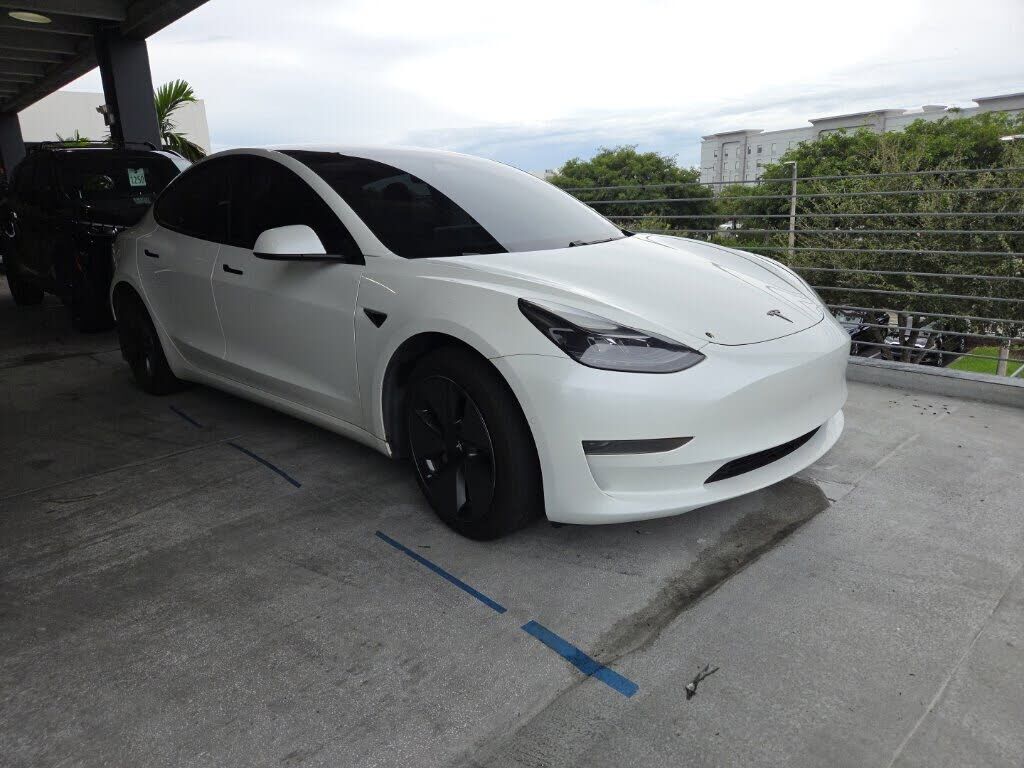 2021 TESLA Model 3
