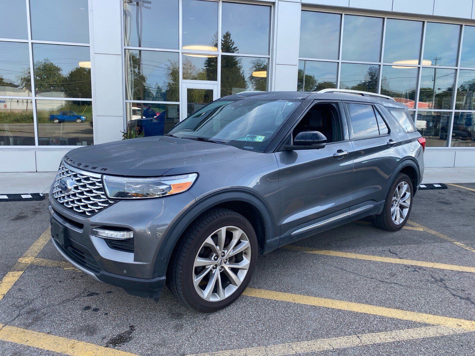 2021 FORD Explorer