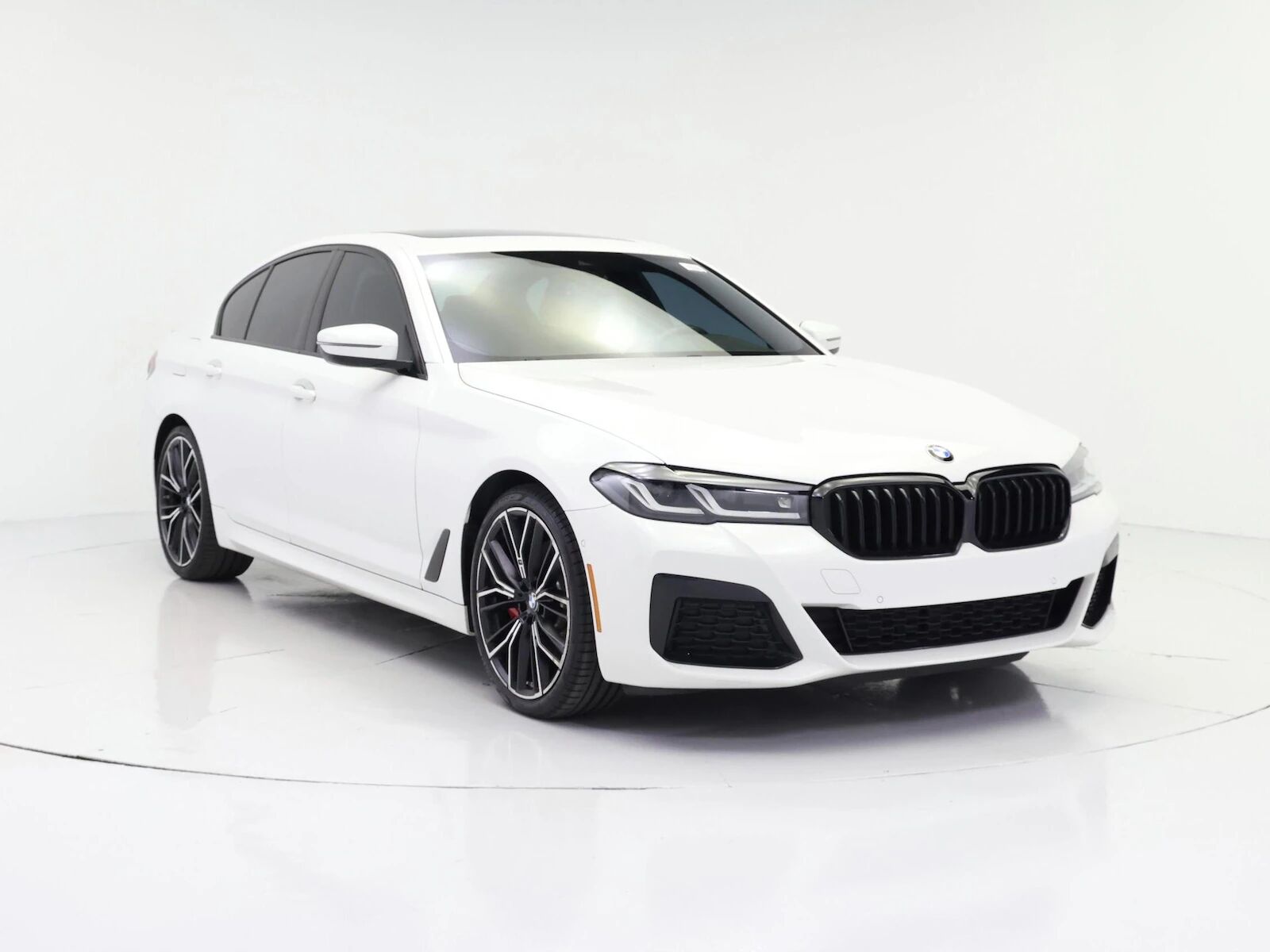 2023 BMW 530i
