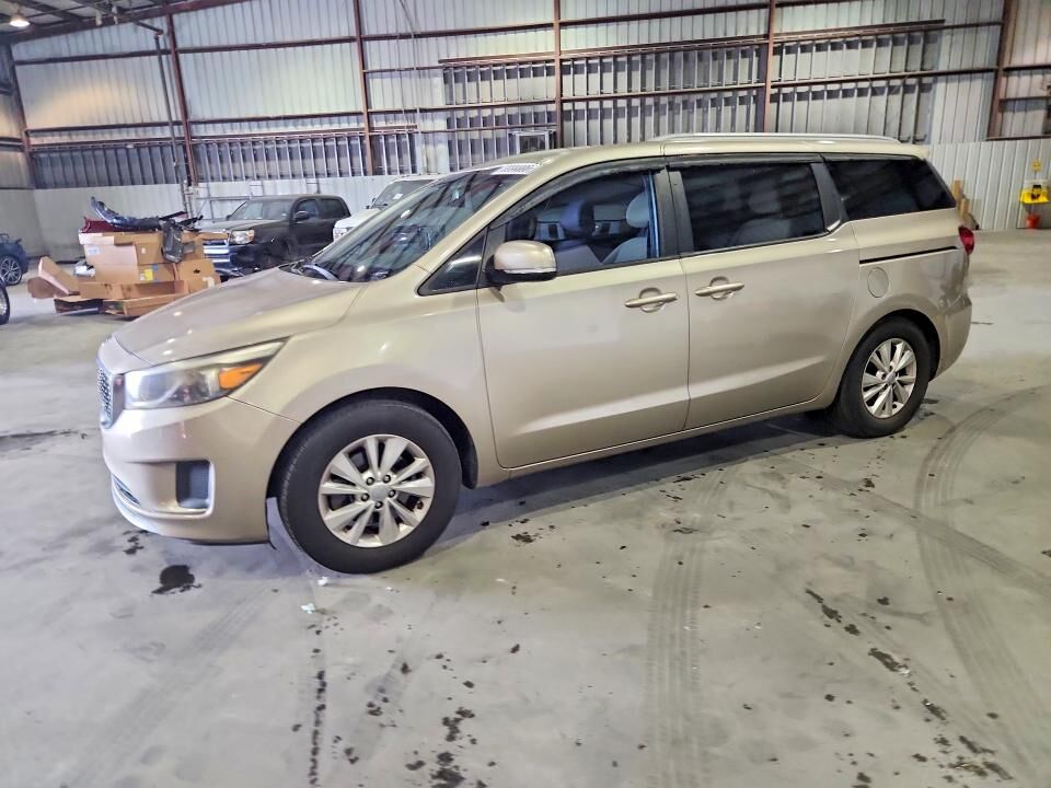 2016 KIA Sedona