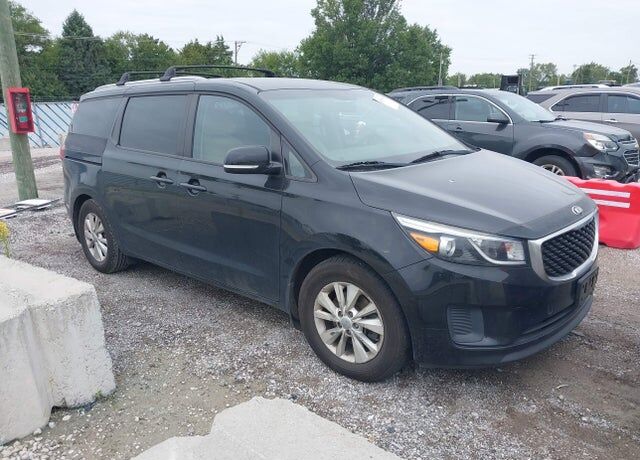 2016 KIA Sedona