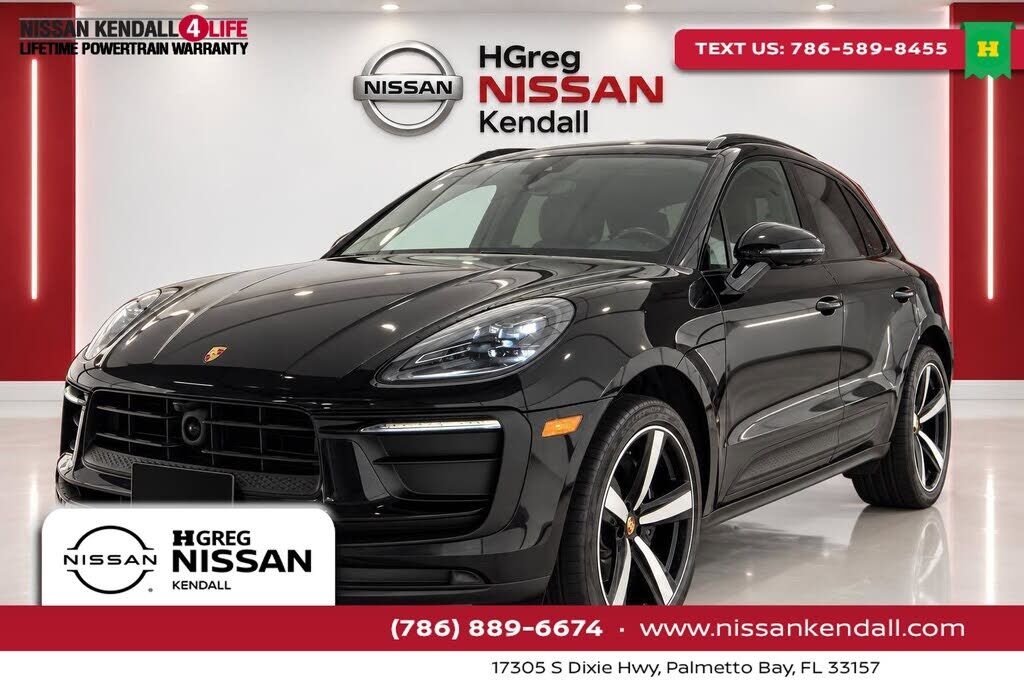 2023 PORSCHE Macan