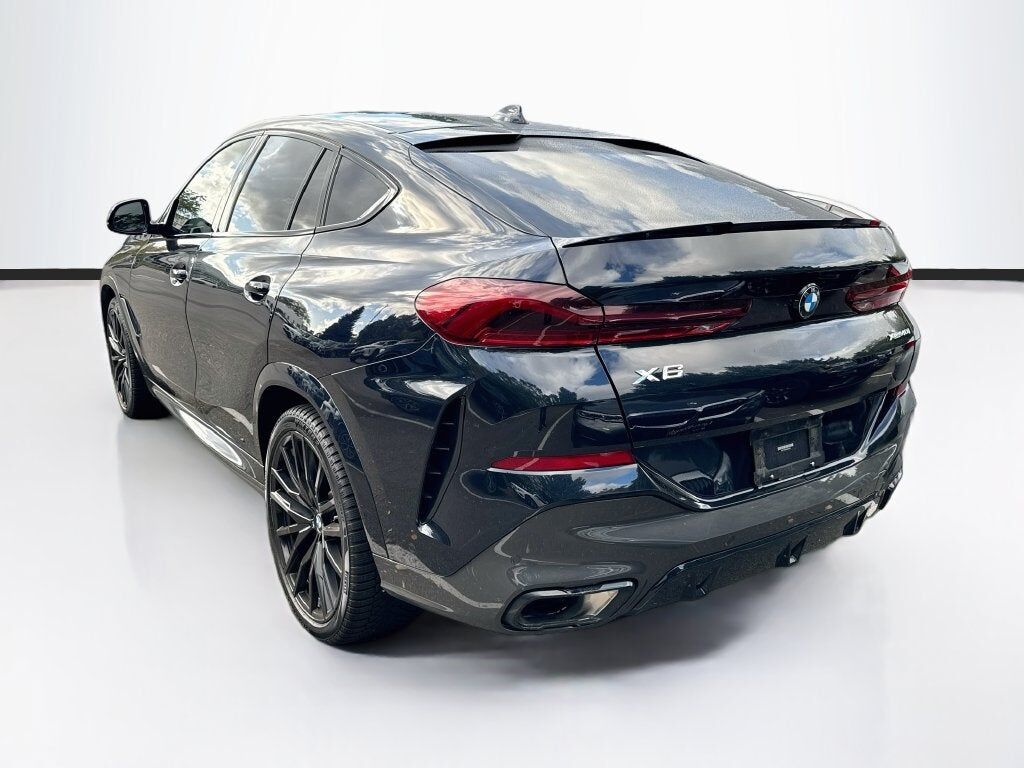 2021 BMW X6