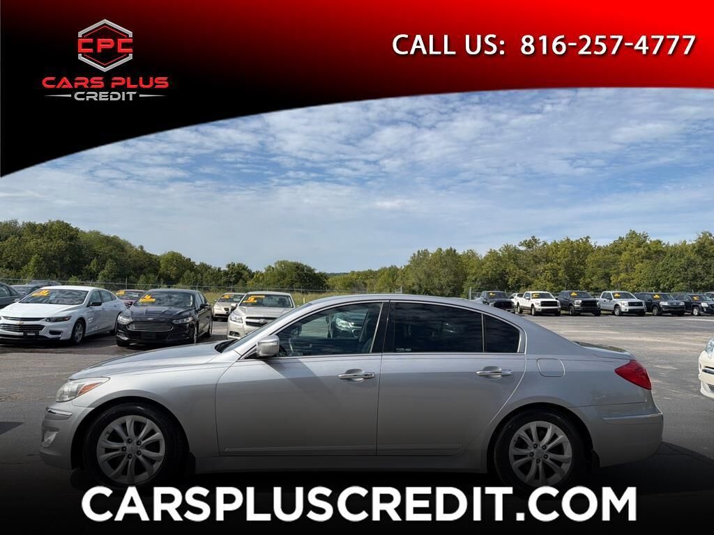 2012 HYUNDAI Genesis