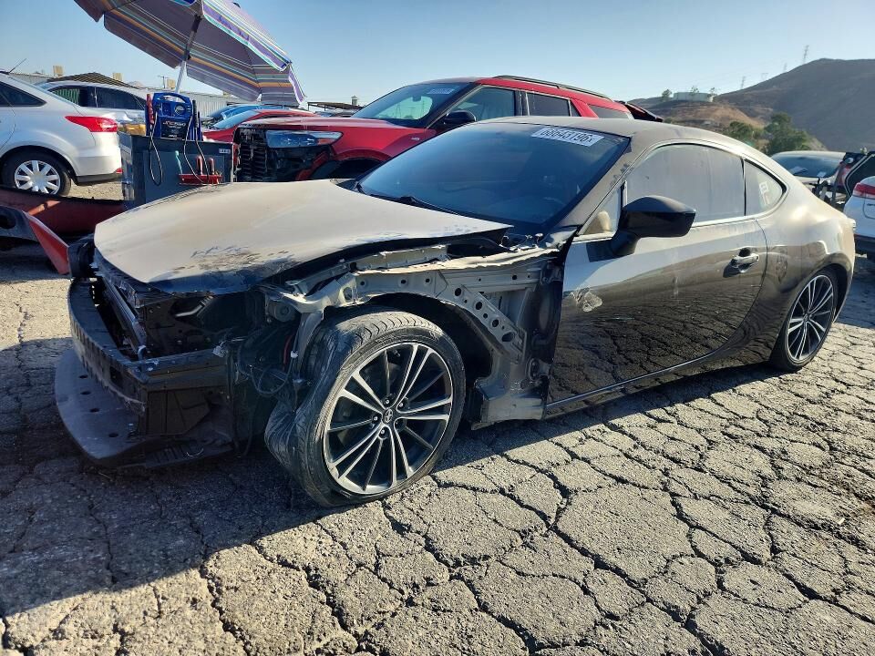 2013 TOYOTA Scion