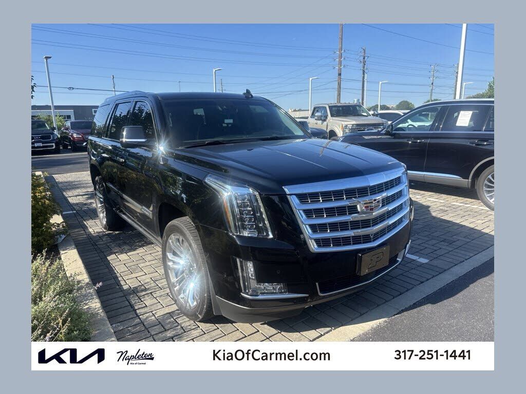 2018 CADILLAC Escalade