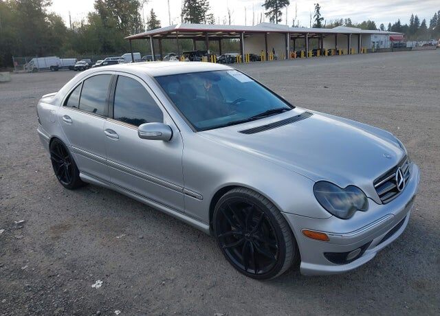 2005 MERCEDES-BENZ C-Class