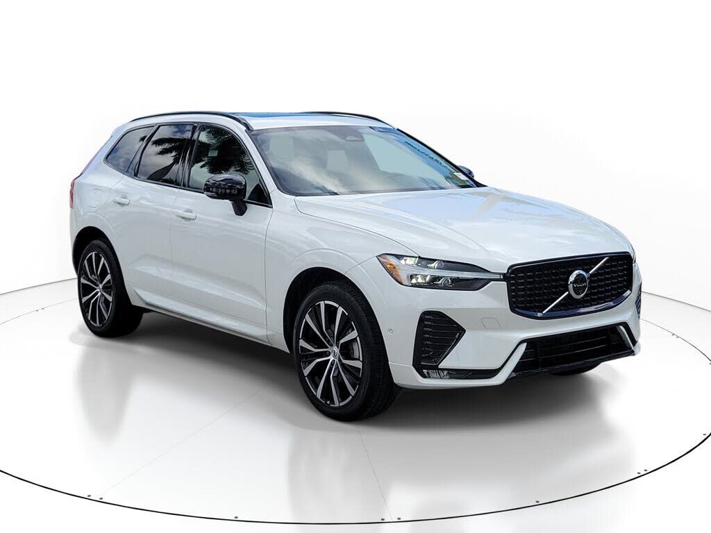 2024 VOLVO XC60