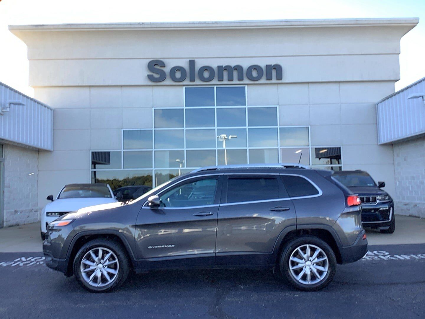 2018 JEEP Cherokee