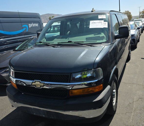 2017 CHEVROLET Express
